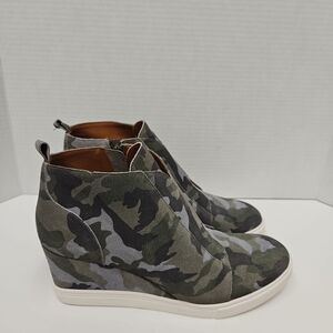Paolo Green Camouflage Wedge Shoes